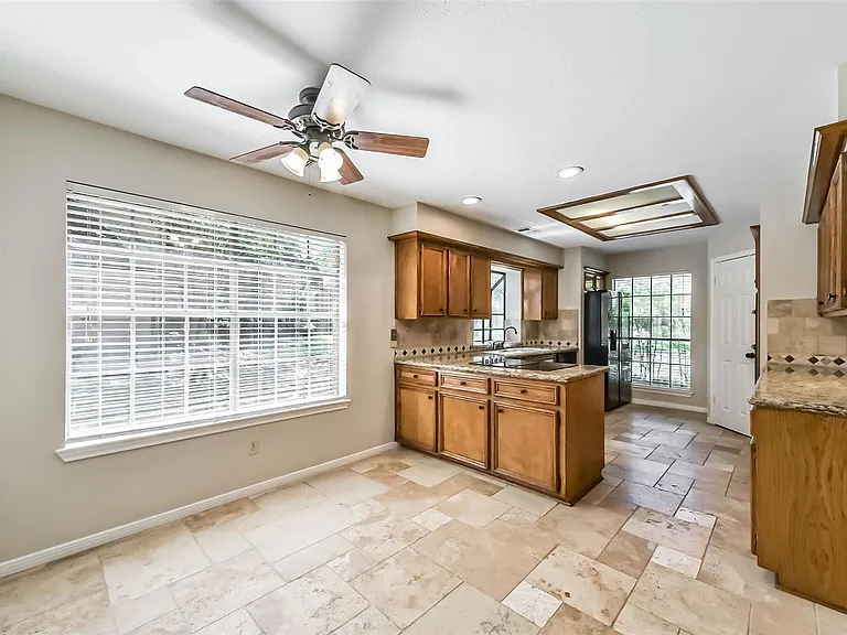3910 Misty Gardens Ct — Photo 19