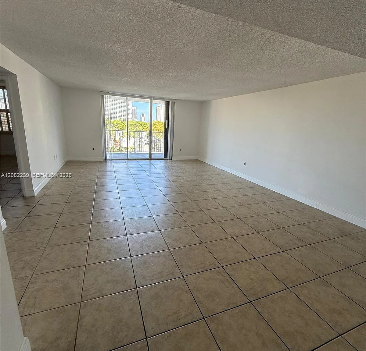 Admirals Port Condo West — Photo 3