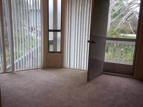 5th image of 2910 Marion Way