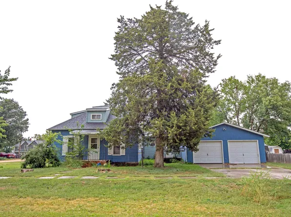 405 Bruce St, Glenvil, NE 68941