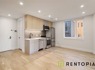 390 Leonard St #3, Brooklyn, NY 11211