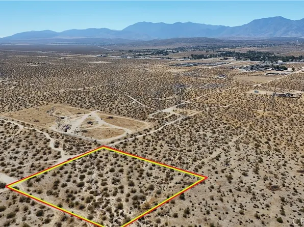 124 E Avenue U #15, Pearblossom, CA 93553