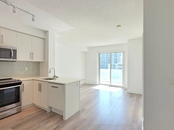 5180 Yonge St, Toronto, ON