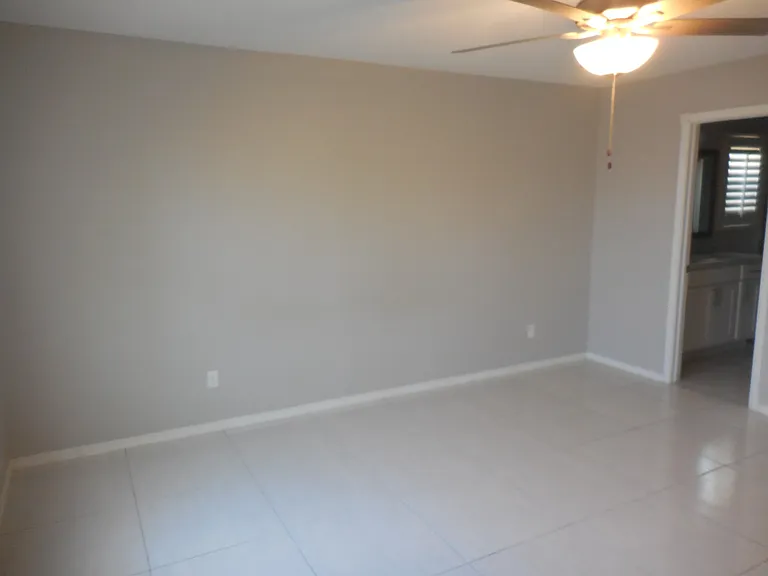 227 Ellesmere Way — Photo 18