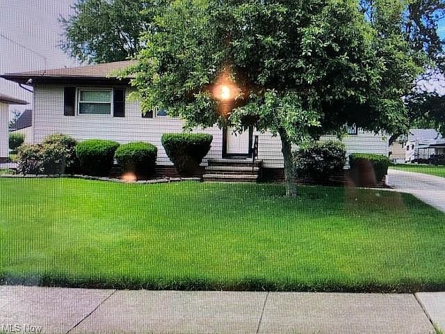 1st image of 18469 Kalvin Dr