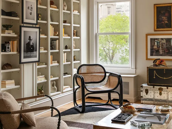 170 Second Avenue 6B image 3 of 18