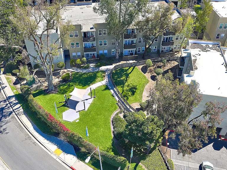 Parkview Terrace — Photo 27