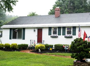 10 Elizabeth Ter, Laconia, NH 03246