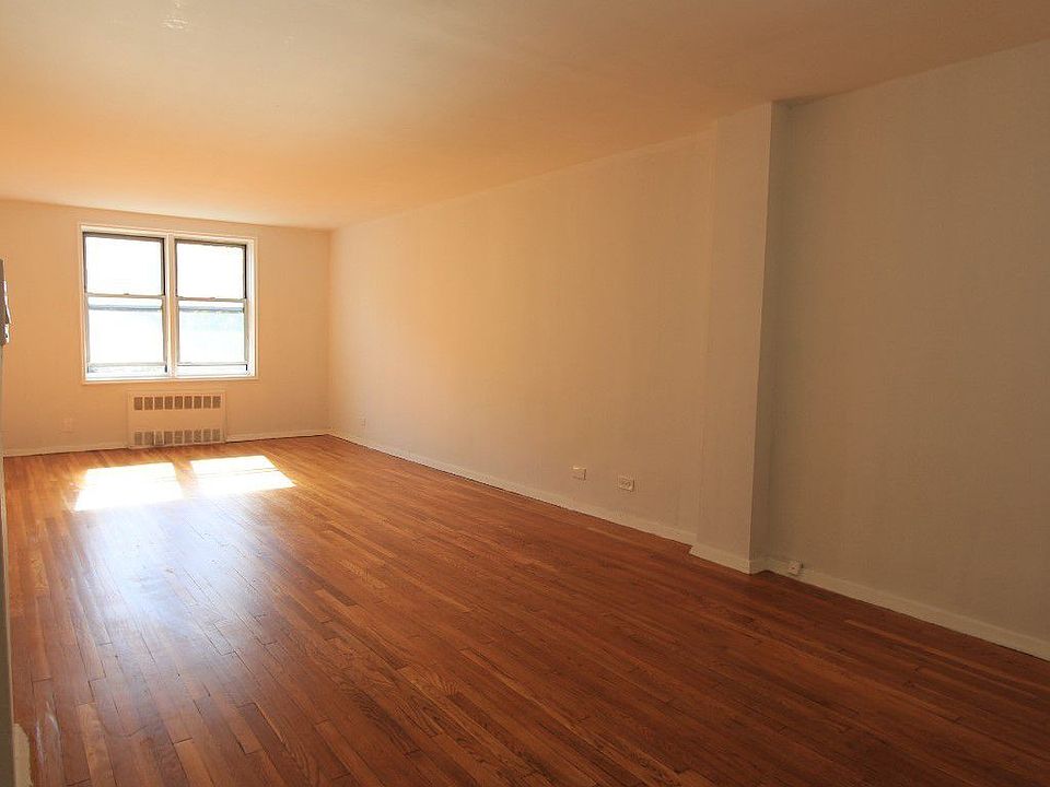 1st image of 10101 67th Dr APT 4J