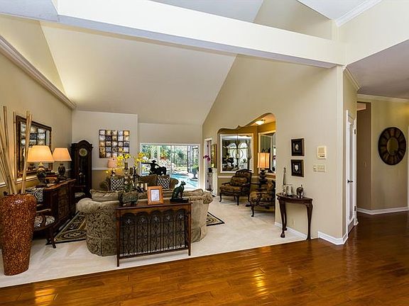 3rd image of 2135 Deer Hollow Cir