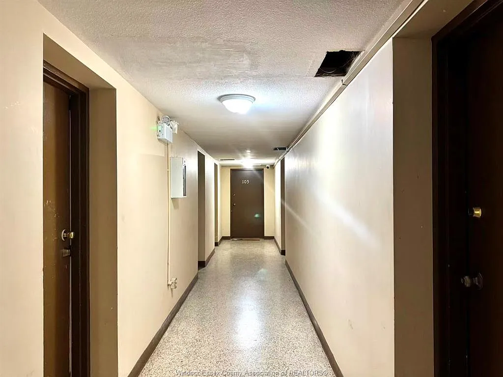1 bed, 1.0 bath, $1,250 — Photo 2