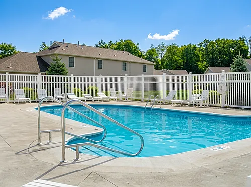 Sawgrass Apartments & Townhomes Photo 1