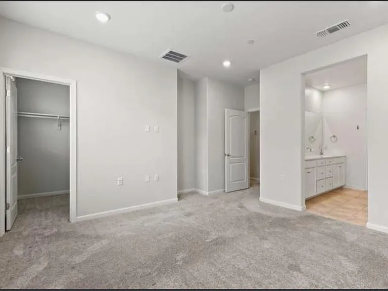 25296 Villager Ln — Photo 15