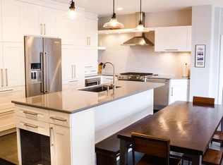 2045 W Concord Pl APT 304, Chicago, IL 60647