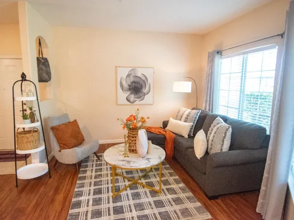 4200 E Commerce Way Unit 2412, Sacramento, CA 95834