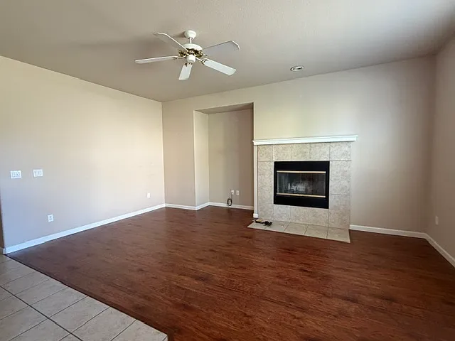 9640 Richlyn Way — Photo 7