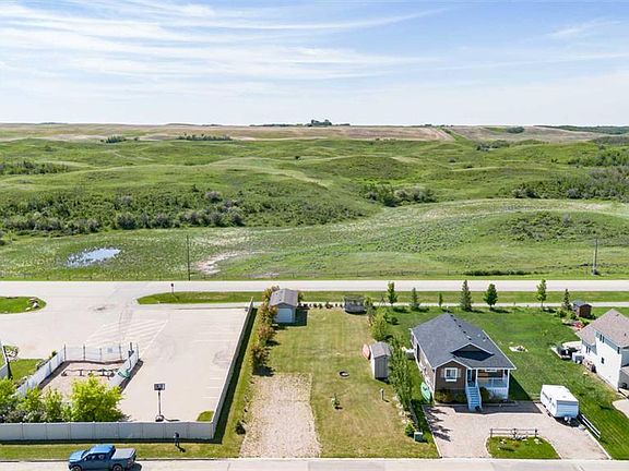 3rd image of 15 Marina Place Rural Stettler #6