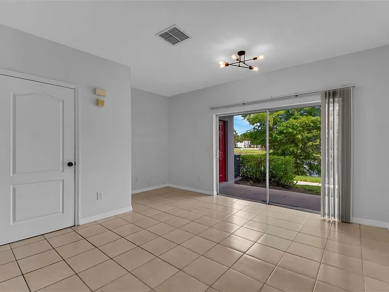 10825 Savannah Wood Dr #199 — Photo 13