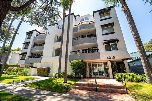4313 Van Nuys Blvd #303 Photo 1 4313 Van Nuys Blvd #303 Photo 1