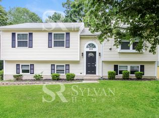 859 Bentley Dr, Lexington, SC 29072