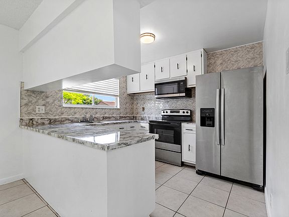 4th image of 5268 Bosque Lane #28