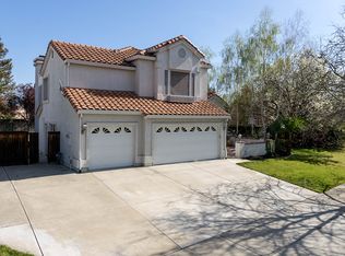 1045 Outrigger Cir, Brentwood, CA