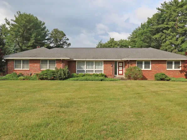 3837 Gloucester Dr, Lexington, KY 40510