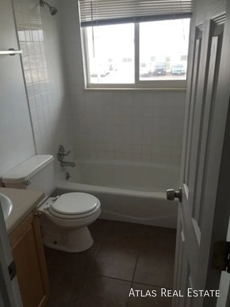 Save $1195! Fantastic Location near Rock Park and Downtown Castle Rock! 2 Bed 1 Bath. Brand New P... — Photo 3