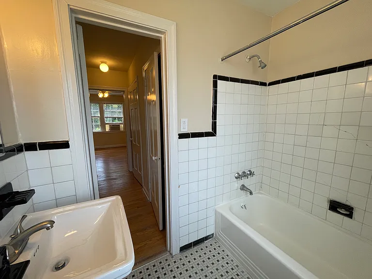 2838 Thornhill Rd — Photo 77