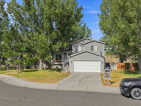 4th image of 2424 Rodeo Ct
