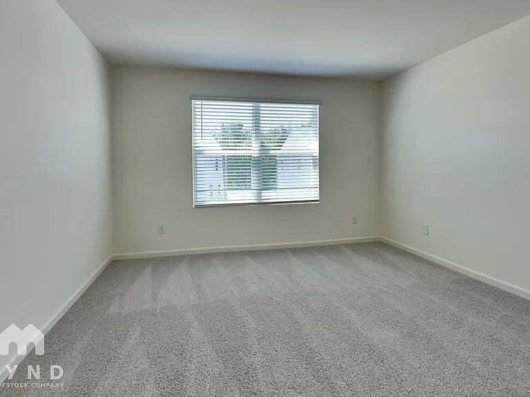 3036 Fulong Dr — Photo 10