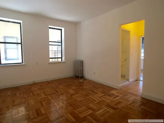 Rented by Sovereign Associates | media 9