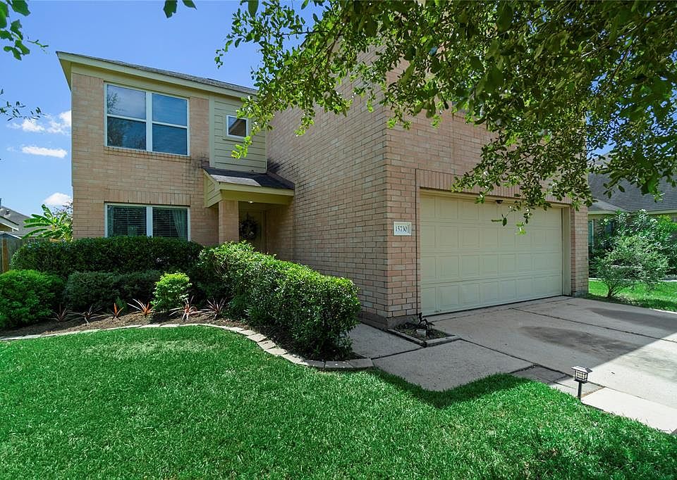 1st image of 15730 Wisteria Hill St