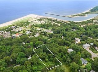 1000 Summit Dr, Mattituck, NY 11952