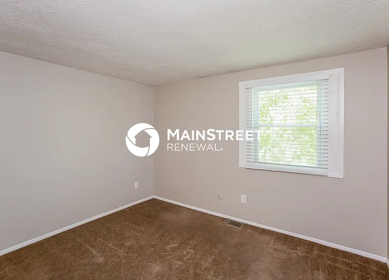 922 Waring Dr W — Photo 13