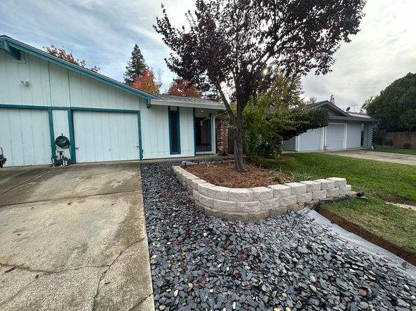 9124 Nasreen Dr
