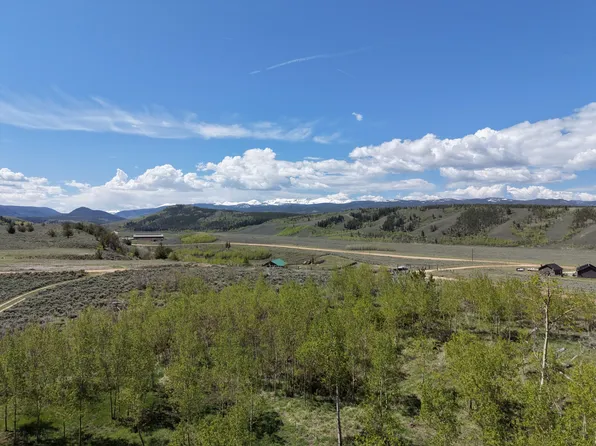 211 Rainbow River Dr, Jelm, WY 82063