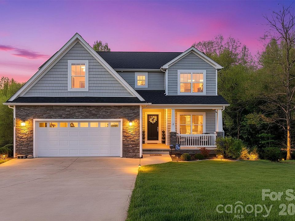 1st image of 5177 S Oak Cir