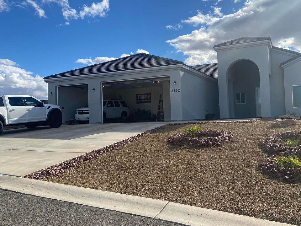 1st image of 2132 E Oasis Ln
