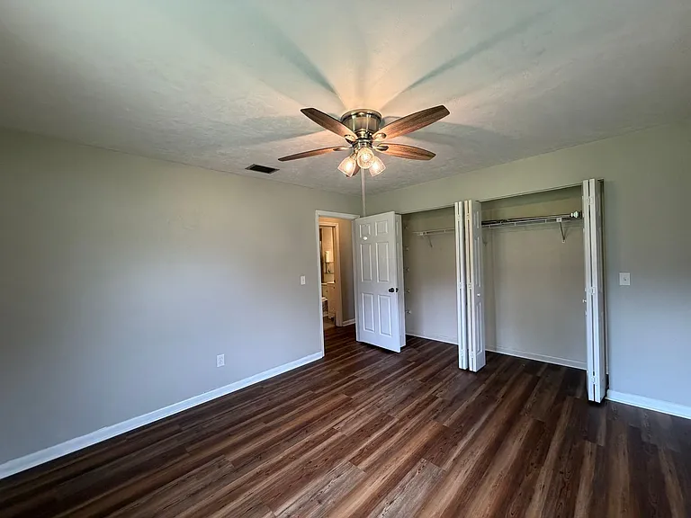 4112 SW 282nd St — Photo 15