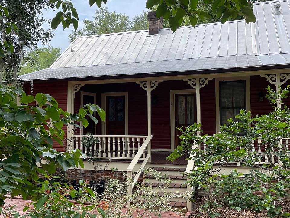 Exterior, Apartment #2
