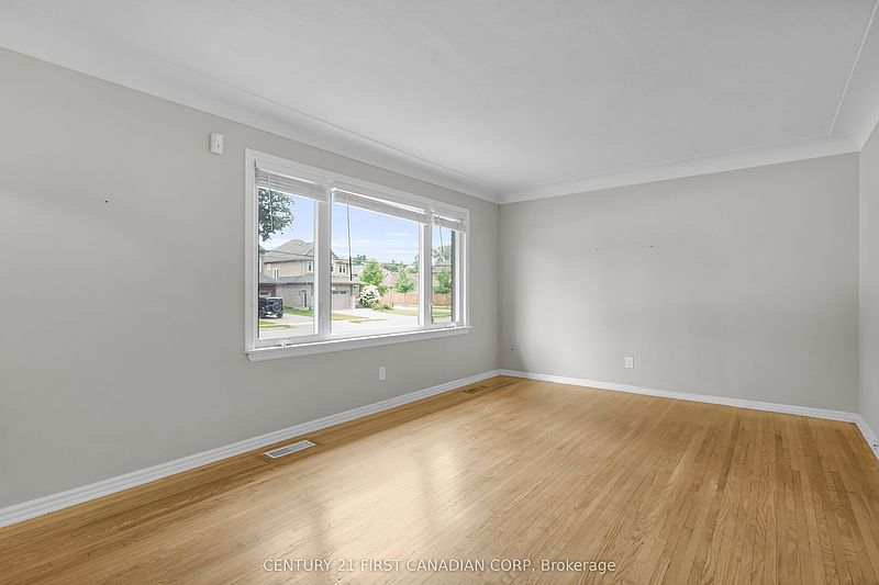 London House for rent - 3 Bedrooms — photo 3