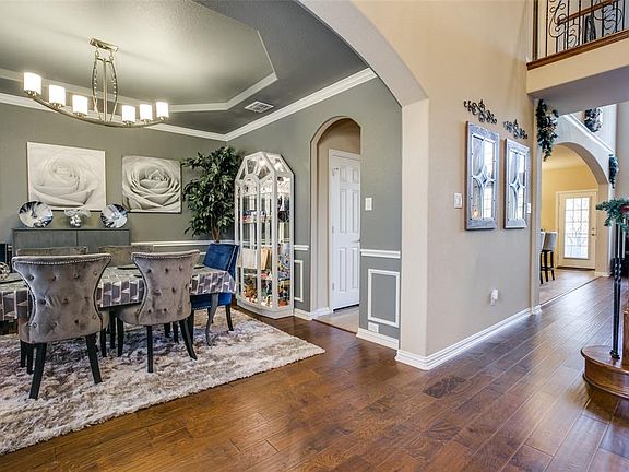 4th image of 1725 River Run Dr