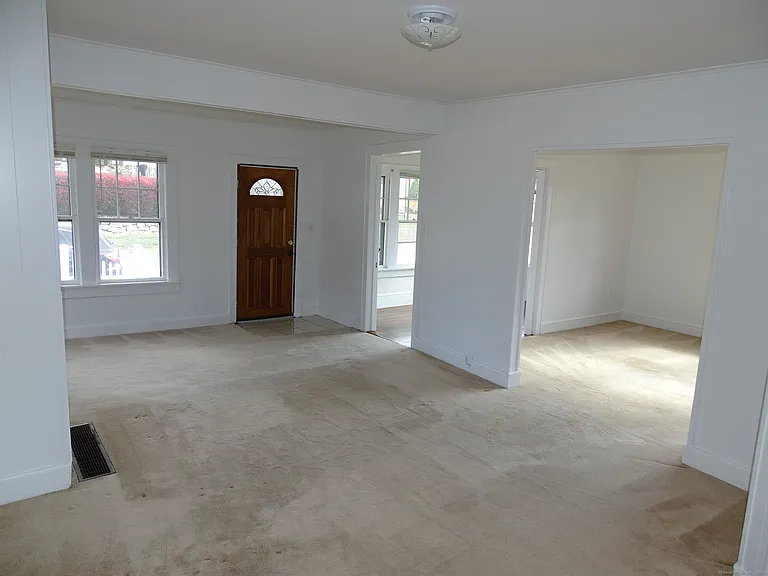45 Olive St — Photo 10