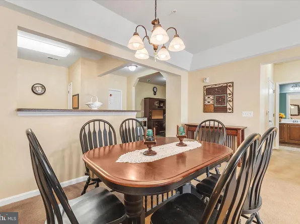 8800 Bosley Rd Unit 401, Ellicott City, MD 21043