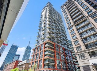 126 Simcoe St #713, Toronto, ON M5H4E6