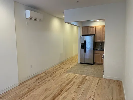 Rented by Oxford Property Group | media 8