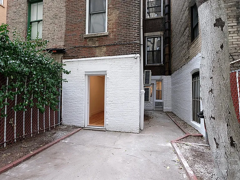 317 W 71st St #1B — Photo 9