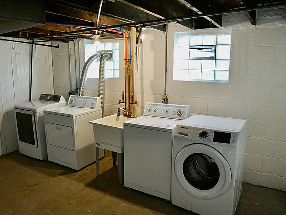 3rd image of 3621 N 15th St Unit A