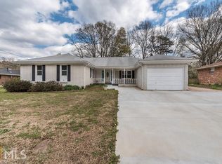 318 Mercer Dr, Jonesboro, GA 30236